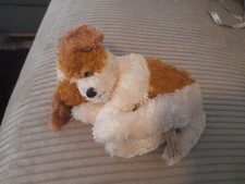 PELUCHE CHIEN QUI DORT -