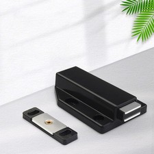 Armoire Poussoir Magnétique