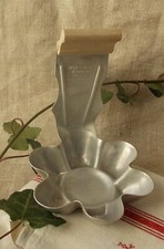 ANCIEN MOULE  MARGUERITTE EN