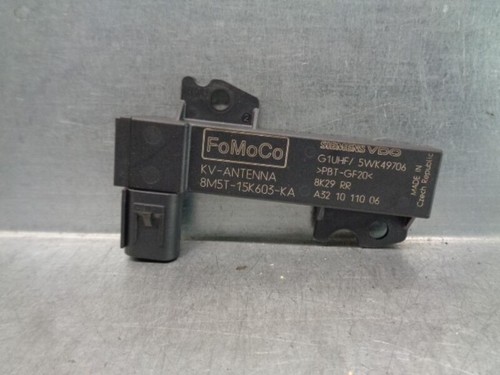 8m5t15k603ka antenne ford - ford, kuga