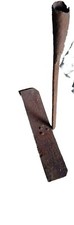 Ancien outil en fer forgé – grattoir / houe / râteau à charbon – lame 43 cm 