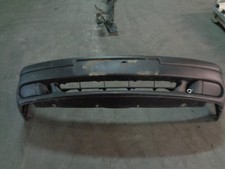 enjoliveur pare-choc avant