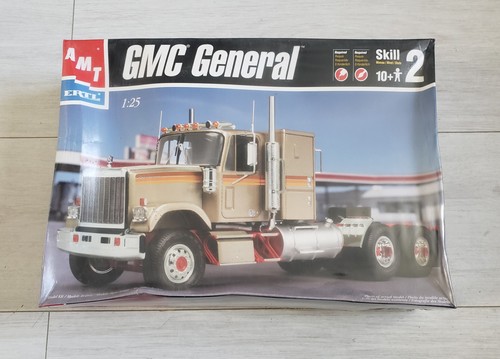 Neuf maquette amt 30060 gmc - amt,