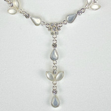 Collier en argent et cristal