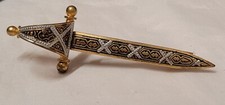 ANCIEN BIJOU BROCHE ÉPÉE SABRE OR DE TOLÈDE VINTAGE SWORD # K2