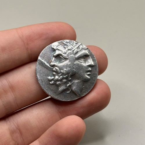 Ancienne pièce monnaie - piÈce,