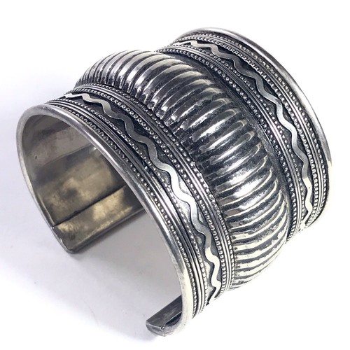 Ancien important bracelet - ancien,