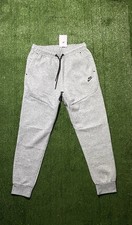 nike tech fleece joggers