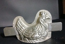 Petite poule moule à - poule,