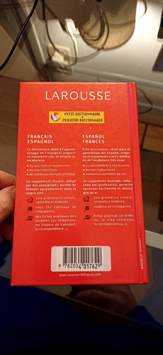 Dictionnaire larousse - dictionnaire,