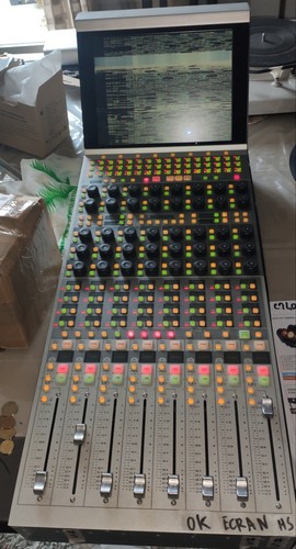 Surface avid euphonix cm402 - surface,