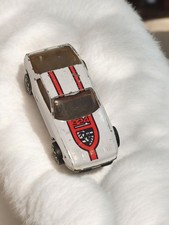 Ancienne voiture miniature