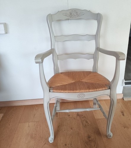 Fauteuil paillé style louis - style,