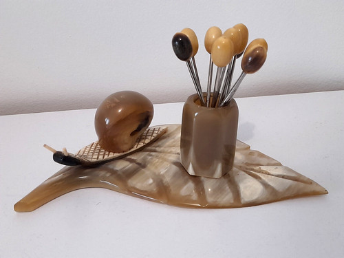 Ancien service escargots - service,