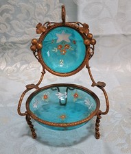 antique porte montre à gousset, baguier, en laiton et verre bleu décor floral