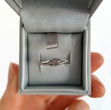 Bague or blanc 750 18 diamants Maty en très bon état