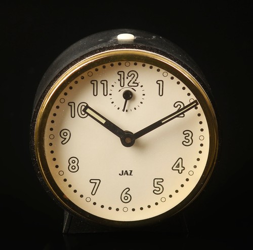 Ancien reveil matin mecanique - reveil,