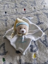 DOUDOU ET COMPAGNIE PLAT OURS BLEU Blanc  BONNET Jaune