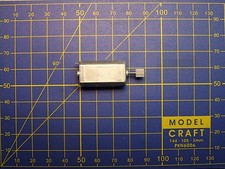 Moteur MABUCHI FF-050 + pignon 8 dents axe 1,5 m/m  HO