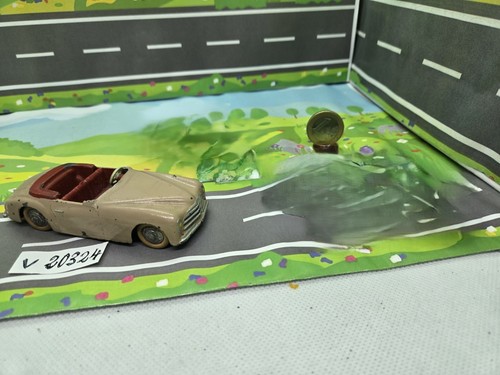 Voiture dinky toys - ,
