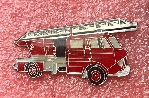 T23 pin fire truck citroen - pin's,