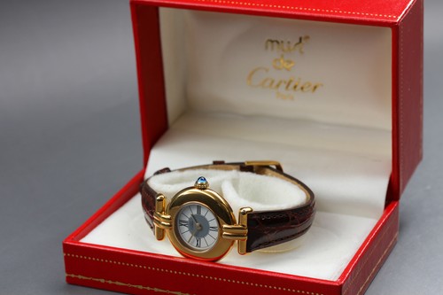 Montre quartz femme vintage - à,