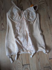 Lingerie superbe combine gaine