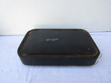 ..ancien socle en bois pour