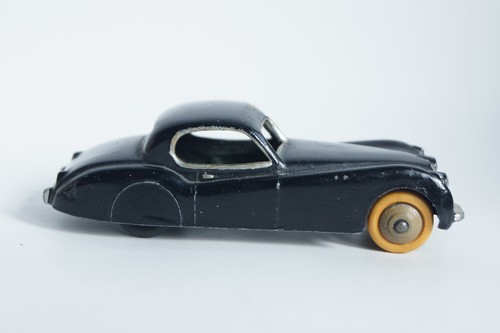 Dinky toys voiture - dinky,