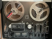 Magnétophone à bandes AKAI