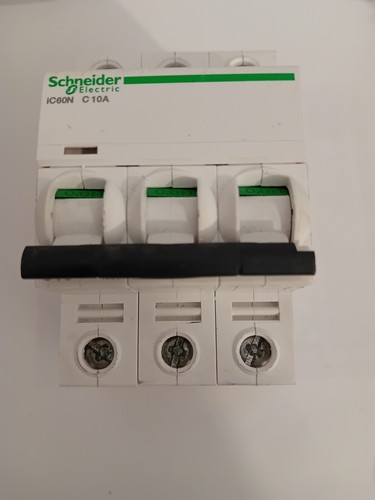 Disjoncteur ic60n 10 - disjoncteur,