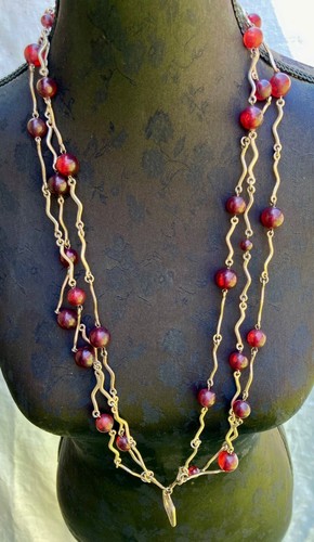 Biche bere collier - de,
