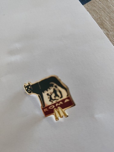 Pin pins mcdonald roma - pin's,