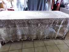 dessus de table en Filet 230 cm x 226 cm