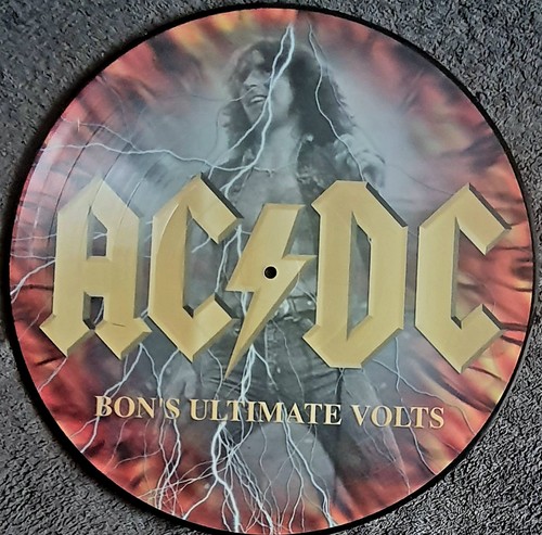 Bon ultimate volts - ac/dc, bon’s