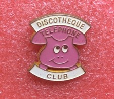 T11 Pins CLUB DISCOTHÈQUE le