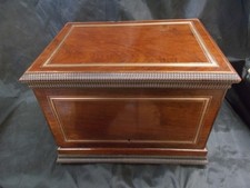 Ancienne Cave à Liqueur Napoléon III Bois Palissandre  &  Filets Laiton  vide