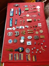 Lot De 70 Insignes  Divers Fo.d De Tiroirs