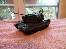 Belle maquette du char allemand  GUEPARD ANTI AERIEN au 1/35