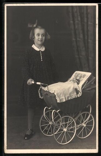 Carte postale photo fille avec