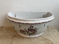 Ancien Cache Pot Mural Jardinière Céramique Décor Fleurs Signé Deco 