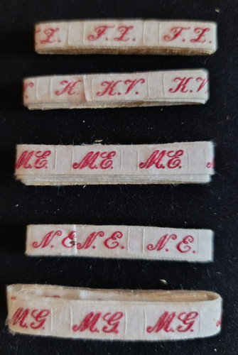 Lot ancien ruban initiale - ancien,