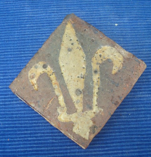 V74 rare carreau - v74, de