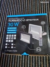 Projecteur LED TORNADO 2 avec