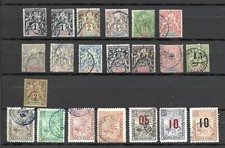 297- JOLI LOT de 28 timbres