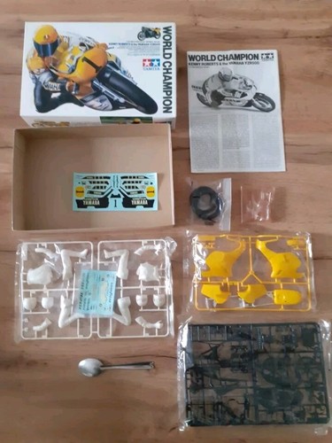 Maquette yamaha yzr 500 - 500, /