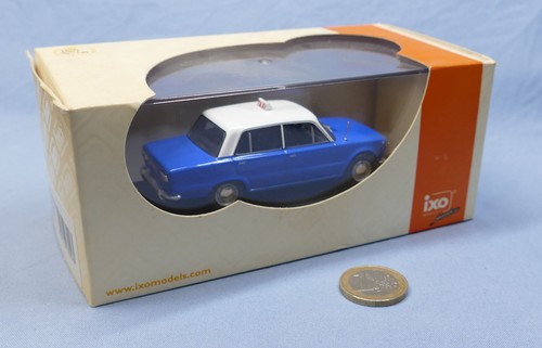 Ixo réf 032 lada - 1/43, :