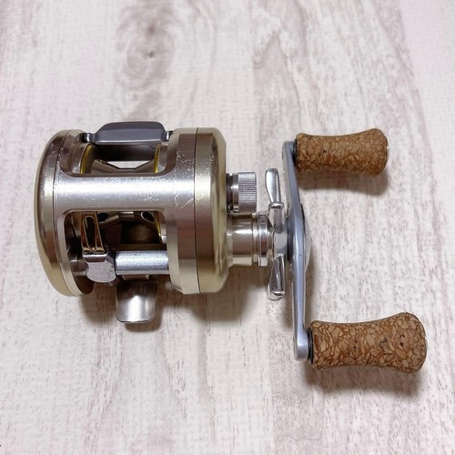 Moulinet pêche doré - moulinet,