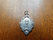 ANCIENNE MEDAILLE RELIGIEUSE