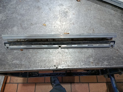 Peugeot 807 rail siège